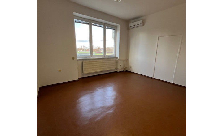 Kancelária Mlynárce, 22 m2, klimatizácia - fotografia 7